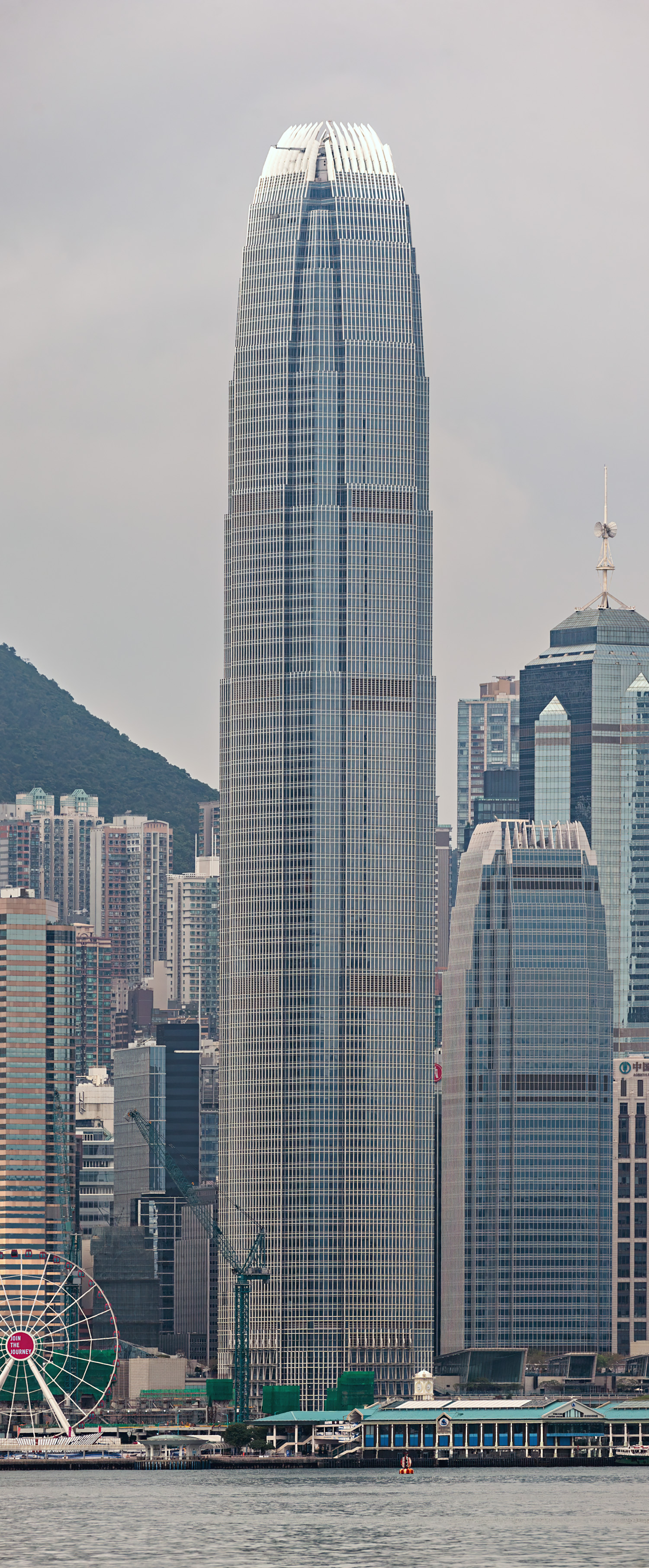 Two International Finance Centre, Hong Kong - View from a ferry. © Mathias Beinling